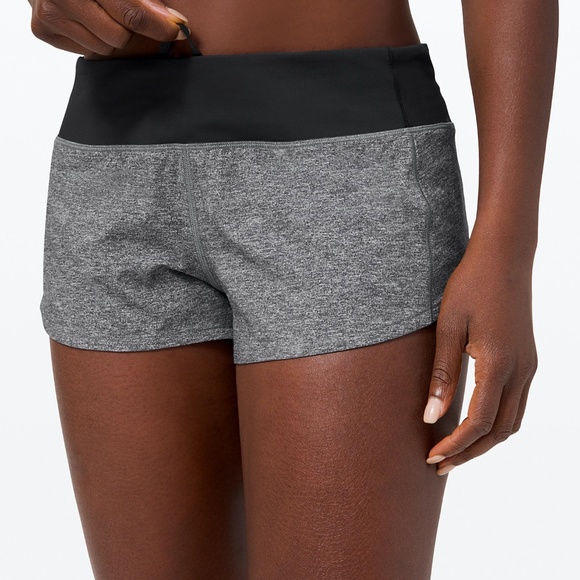 lululemon athletica Pants - Speed Up Short  2.5"